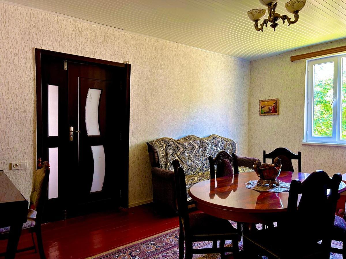 Vaso'S Guesthouse Katskhi Extérieur photo